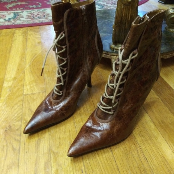 Nine West - Picture 2 of 4